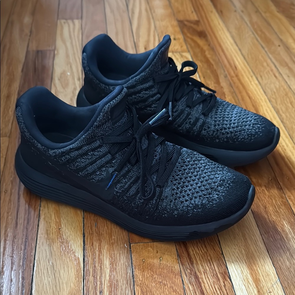 Women’s Nike Free Run Flyknit Running Shoes/Sneakers